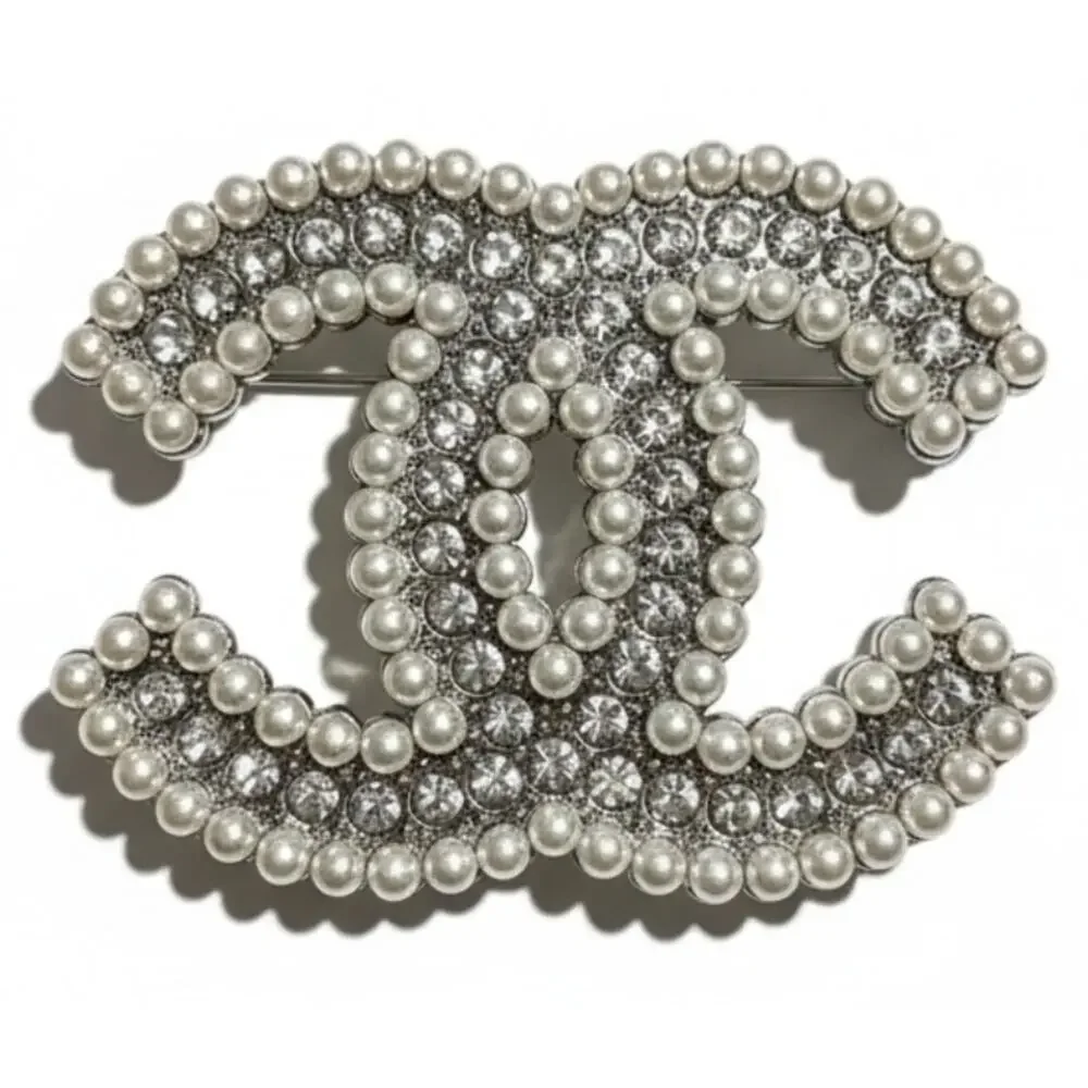 CHANEL Silver Crystal Pearl Trimmed Interlocking CC 23K (CCXX022)